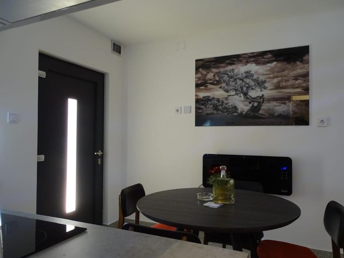 Apartman Dabrovic Novska Eksteriør billede