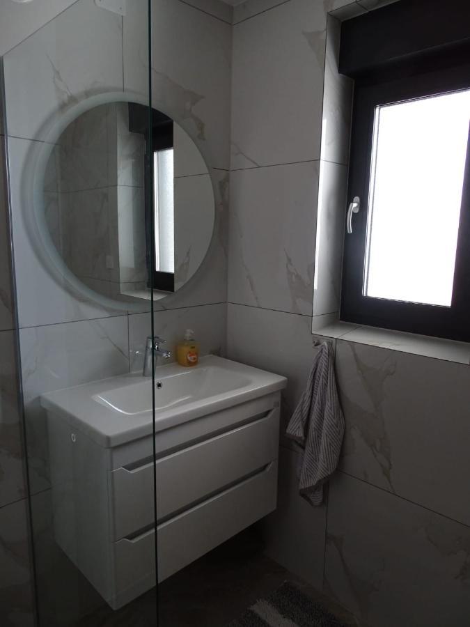 Apartman Dabrovic Novska Eksteriør billede