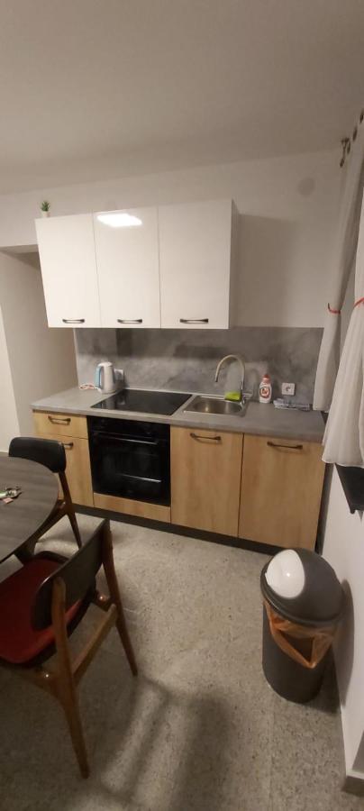 Apartman Dabrovic Novska Eksteriør billede